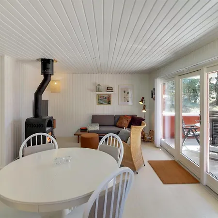 Aulikki - 900m From The Sea By Interhome