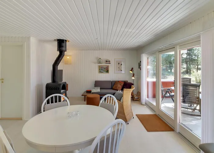 Aulikki - 900m From The Sea By Interhome